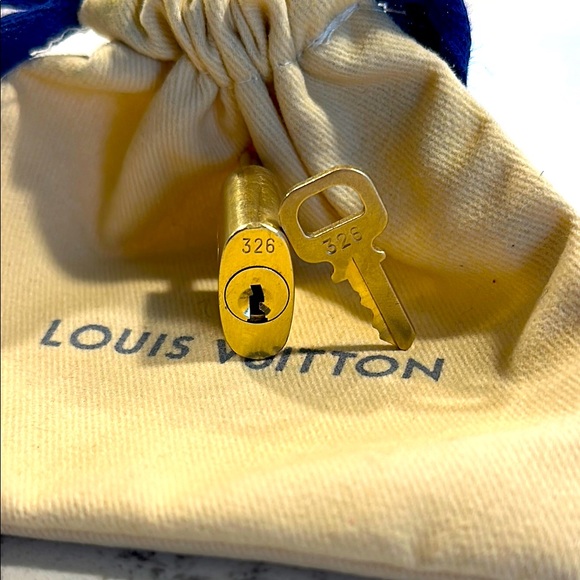 Louis Vuitton Gold Lock & Key #326 - Picture 3 of 3